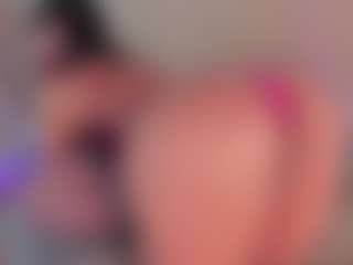 emmily-z's Live Sex Cam Show