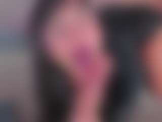 emmily-z's Live Sex Cam Show