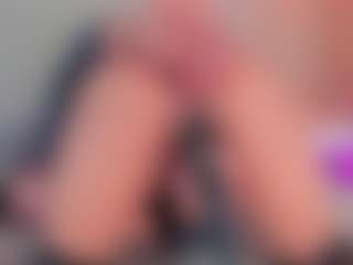 emmily-z's Live Sex Cam Show