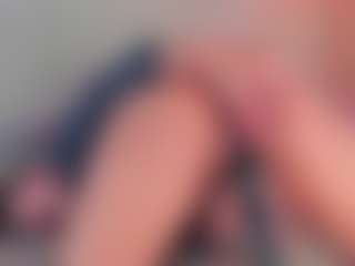emmily-z's Live Sex Cam Show