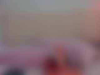 emmily-z's Live Sex Cam Show