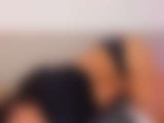 emmily-z's Live Sex Cam Show