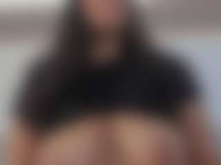 emmily-z's Live Sex Cam Show