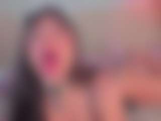 emmily-z's Live Sex Cam Show