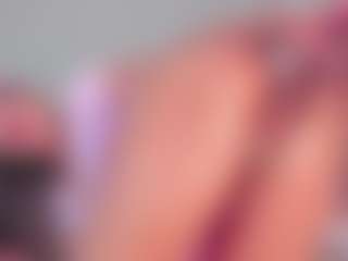emmily-z's Live Sex Cam Show