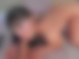 emmily-z's Live Sex Cam Show