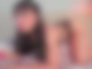 emmily-z's Live Sex Cam Show