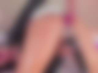 emmily-z's Live Sex Cam Show