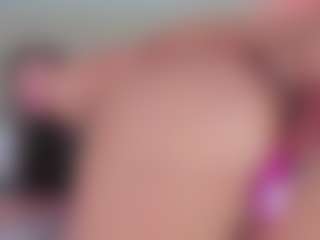 emmily-z's Live Sex Cam Show