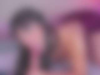 emmily-z's Live Sex Cam Show