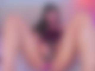 emmily-z's Live Sex Cam Show