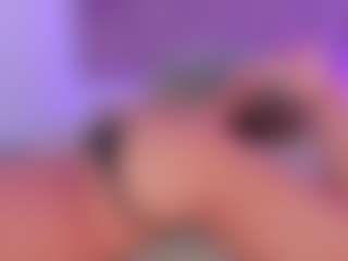 emmily-z's Live Sex Cam Show