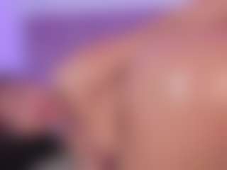 Live cam show with emmily-z - Ride Torso on xfollow cams