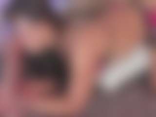 emmily-z's Live Sex Cam Show