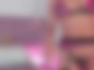 emmily-z's Live Sex Cam Show