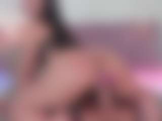 emmily-z's Live Sex Cam Show