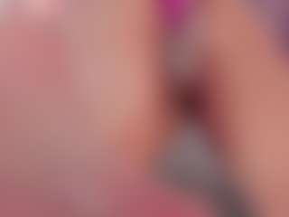 emmily-z's Live Sex Cam Show
