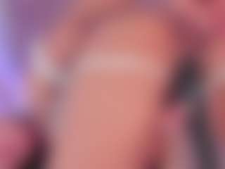 emmily-z's Live Sex Cam Show