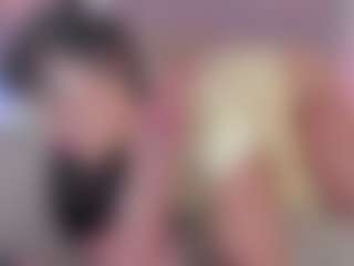emmily-z's Live Sex Cam Show