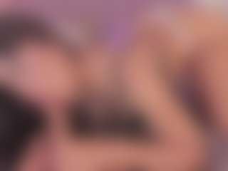 Live cam show with emmily-z - Deepthroat on Camsoda