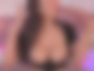 emmily-z's Live Sex Cam Show