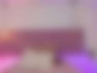 Live cam show with emmily-z - Cute on Dolls Live