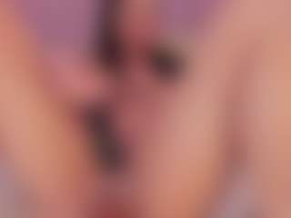 emmily-z's Live Sex Cam Show