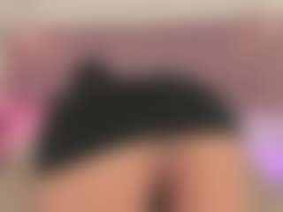 emmily-z's Live Sex Cam Show