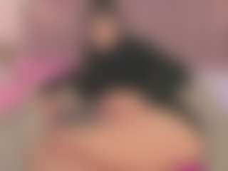 emmily-z's Live Sex Cam Show
