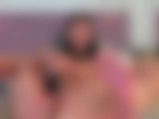 emmily-z's Live Sex Cam Show