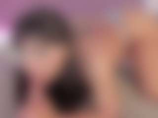emmily-z's Live Sex Cam Show