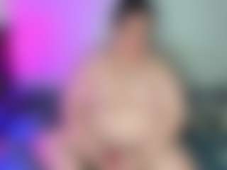 Live cam show with Jose - White on Camsoda | colombia