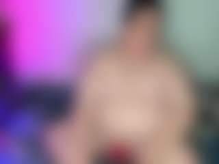 Live cam show with Jose - White on Camsoda | colombia
