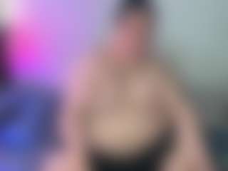 Live cam show with Jose - Orgasm on Uber Horny
