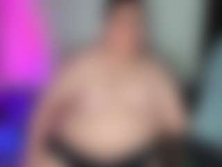 Live cam show with Jose - Chubby on Camsoda