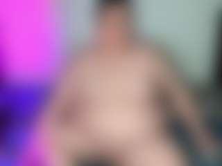 Live cam show with Jose - Brown Eyes on https://playwithruby.com