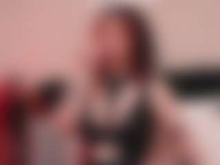 MystiqueRosee MILF webcam performer live streaming