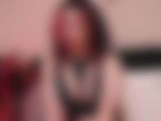 MystiqueRosee MILF webcam performer live streaming
