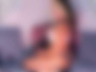 Live cam show with Sara-fanny - Tattoos on StripNow