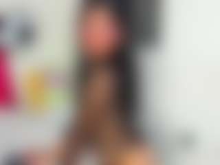 ZoeeMorettii's Live Sex Cam Show