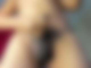 ZoeeMorettii's Live Sex Cam Show