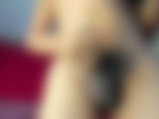 ZoeeMorettii's Live Sex Cam Show