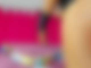 ZoeeMorettii's Live Sex Cam Show