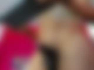 ZoeeMorettii's Live Sex Cam Show