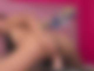 ZoeeMorettii's Live Sex Cam Show