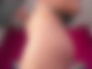 ZoeeMorettii's Live Sex Cam Show