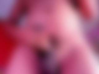 Live cam show with ZoeeMorettii - Milk Prostate on StripNow