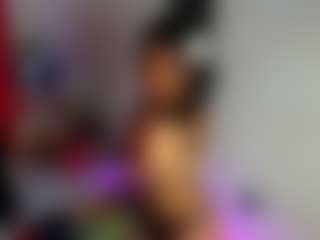 Live cam show with ZoeeMorettii - Orgasm on Fapmatic.com