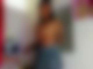 ZoeeMorettii's Live Sex Cam Show