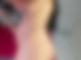 ZoeeMorettii's Live Sex Cam Show